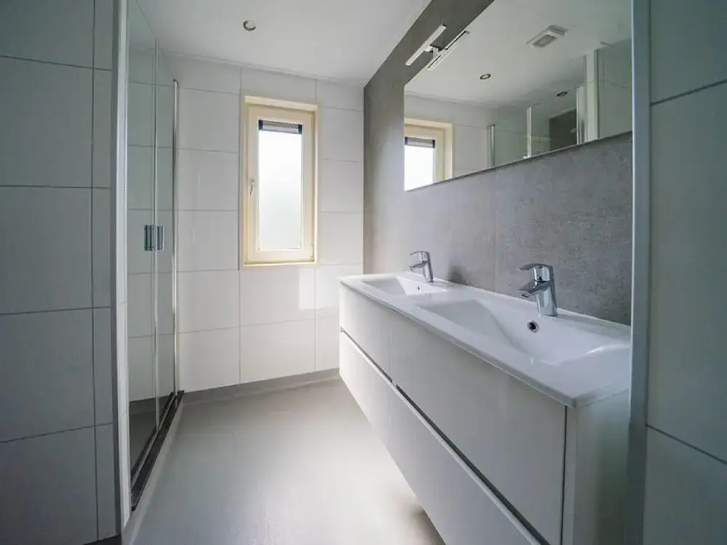 Luxury Chalet With a Dishwasher