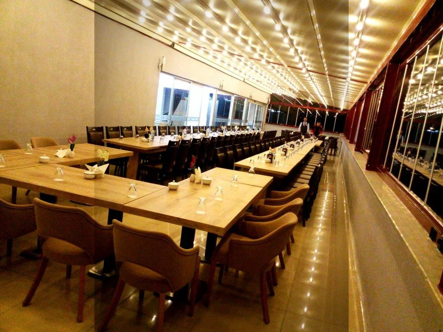 Umur Hotel