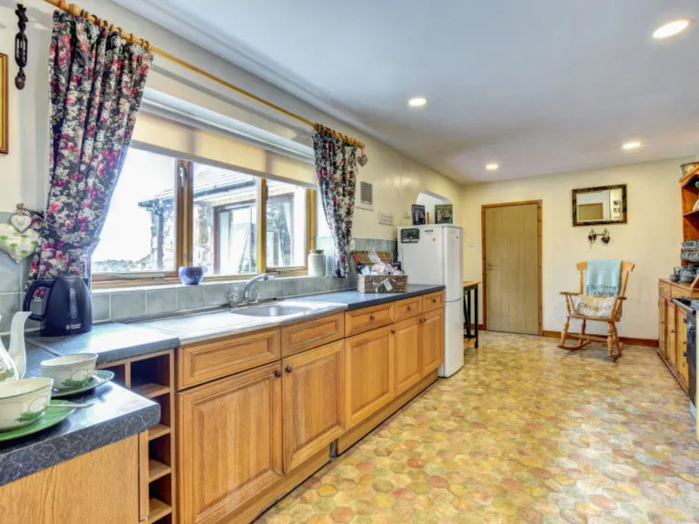 Holiday Home Maes Pennant