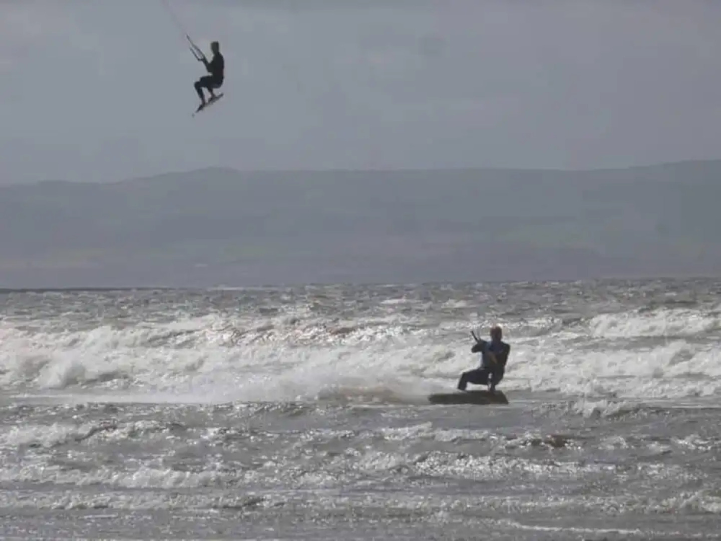 Marina View, Lovely Upper 3 Bedroom Apartment