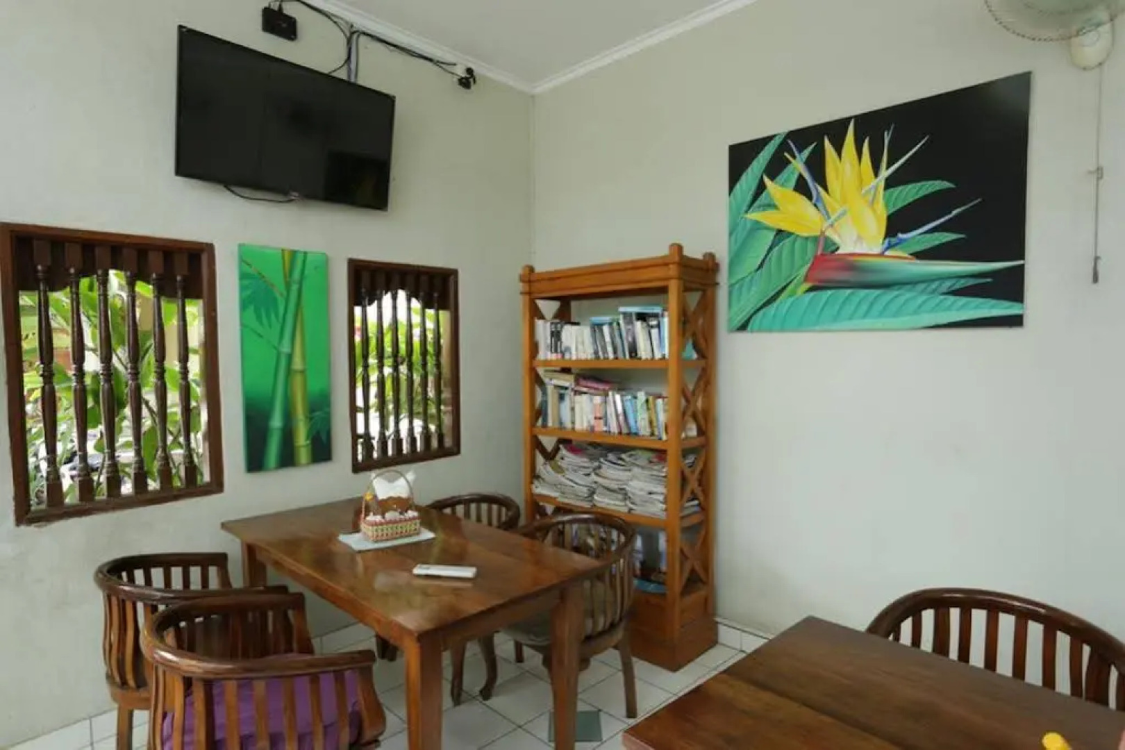 RedDoorz @ Werkudara Legian