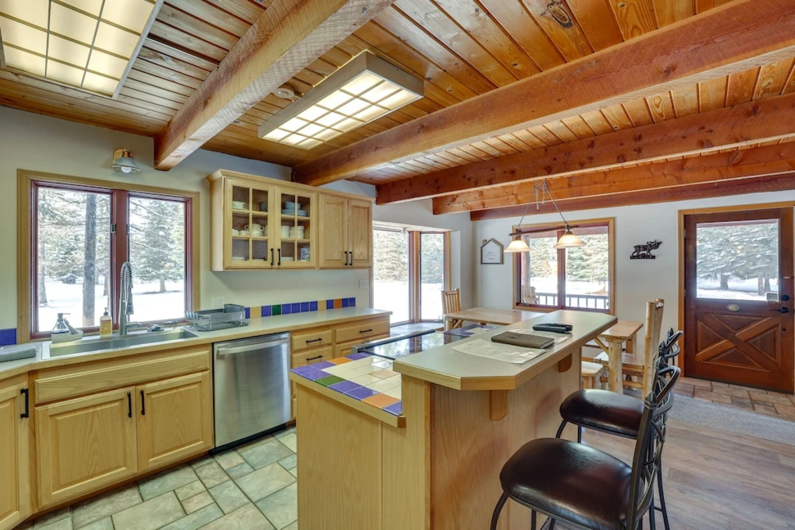 Peaceful Donnelly Retreat < 1 Mi to Lake Cascade!