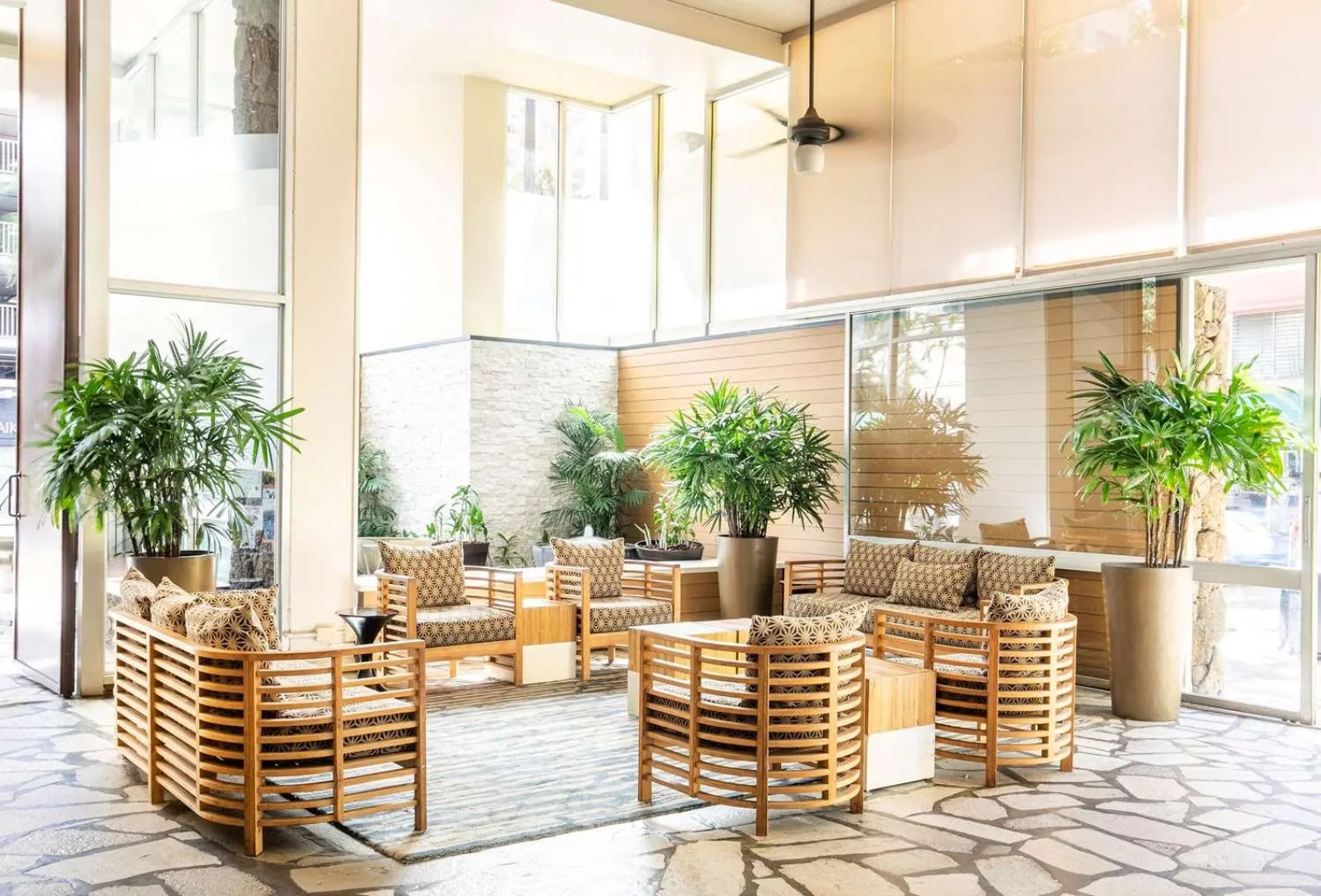 Pacific Monarch Hotel