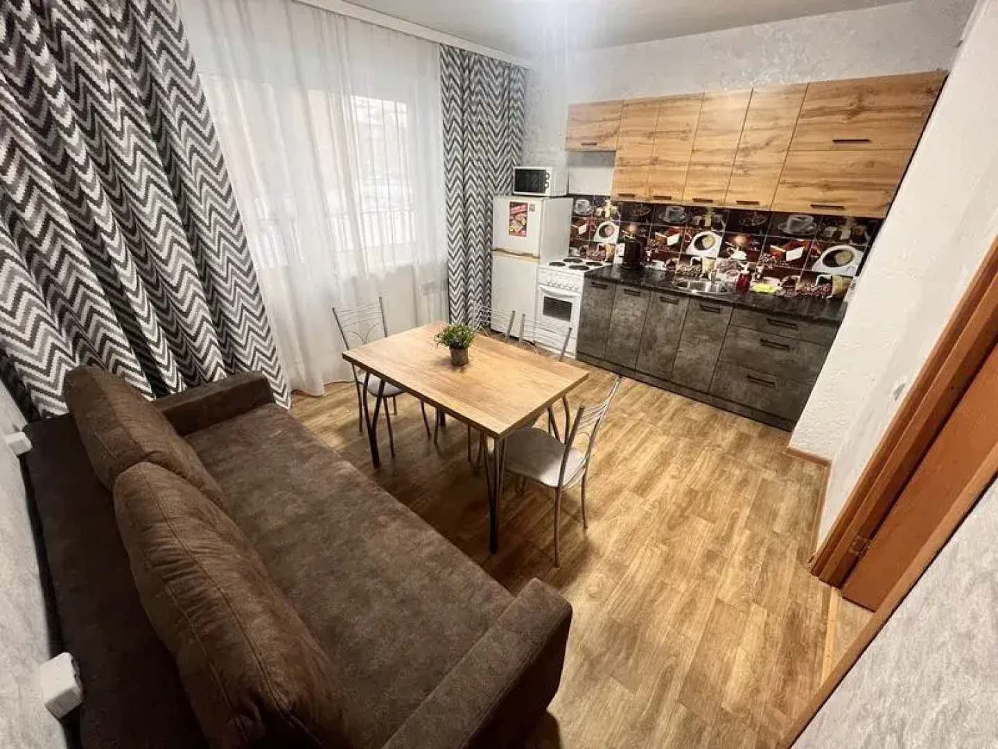 Сутки как дома на Крупской, 93А