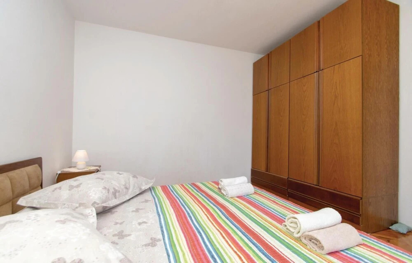 Awesome Home in Racisce With Wifi and 4 Bedrooms