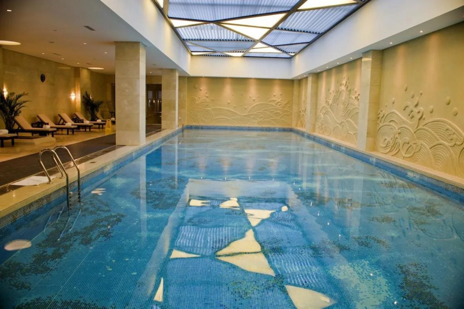 Yangzhong Firth Jinling Grand Hotel