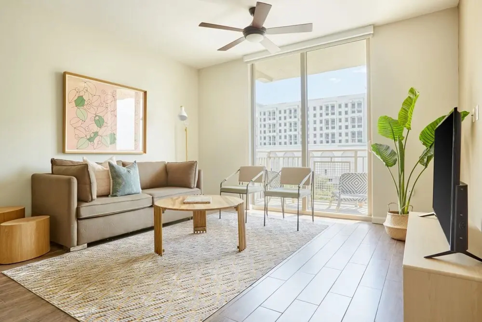 Sonder - Gables Ponce - Bright 1BR