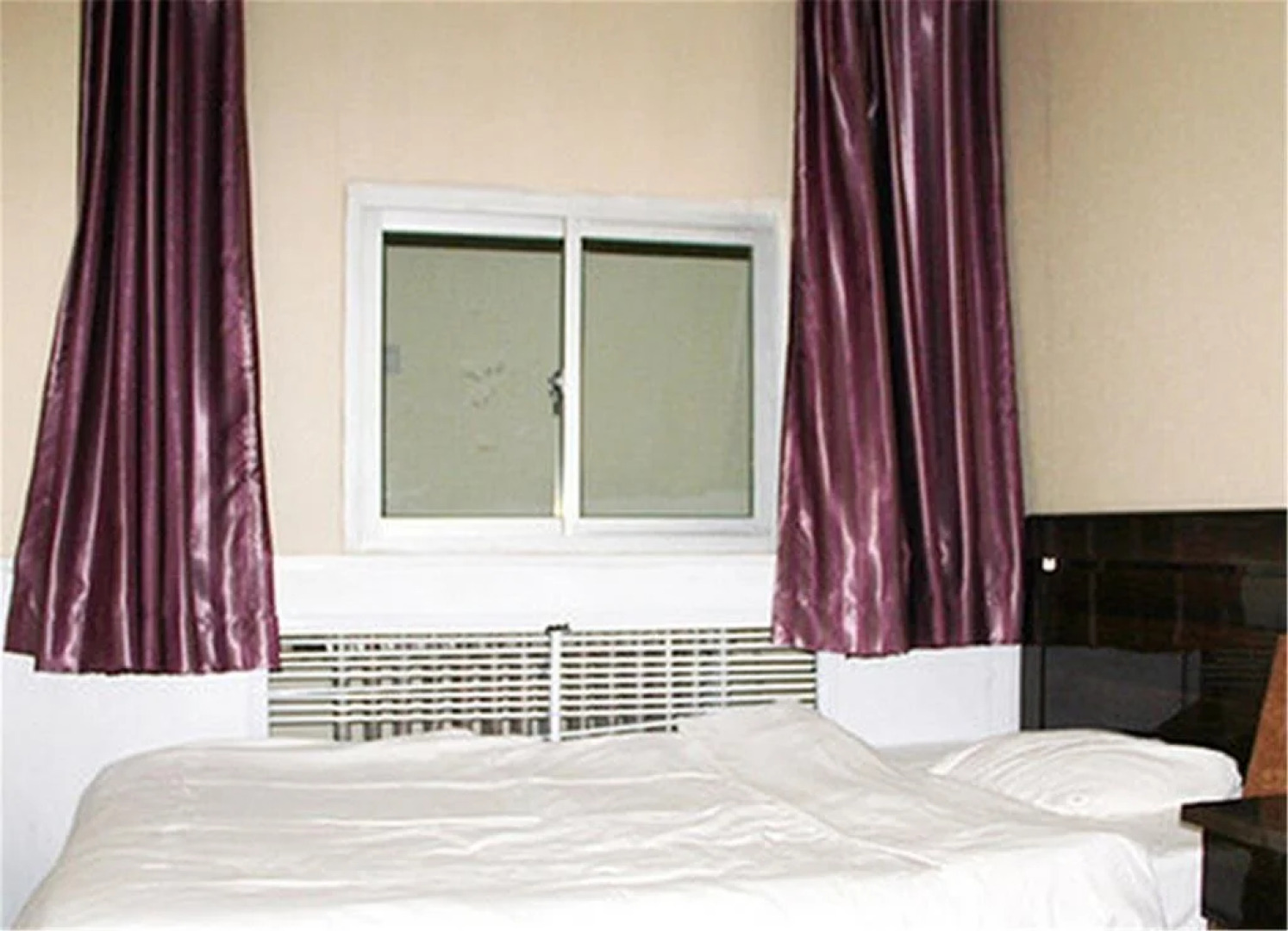 Chengde Xinhe 521 Theme Hotel