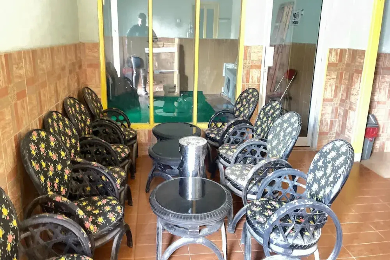 Hotel O Guest House Leo Patra