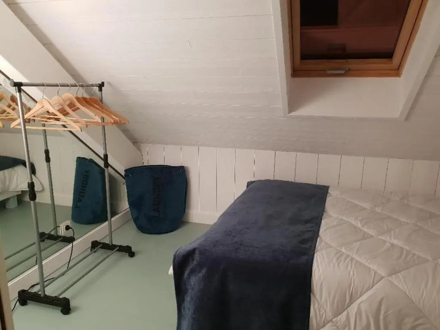 La Baie des Voiles 3 chambres 4 à 6 personnes au bord du lac plage privée