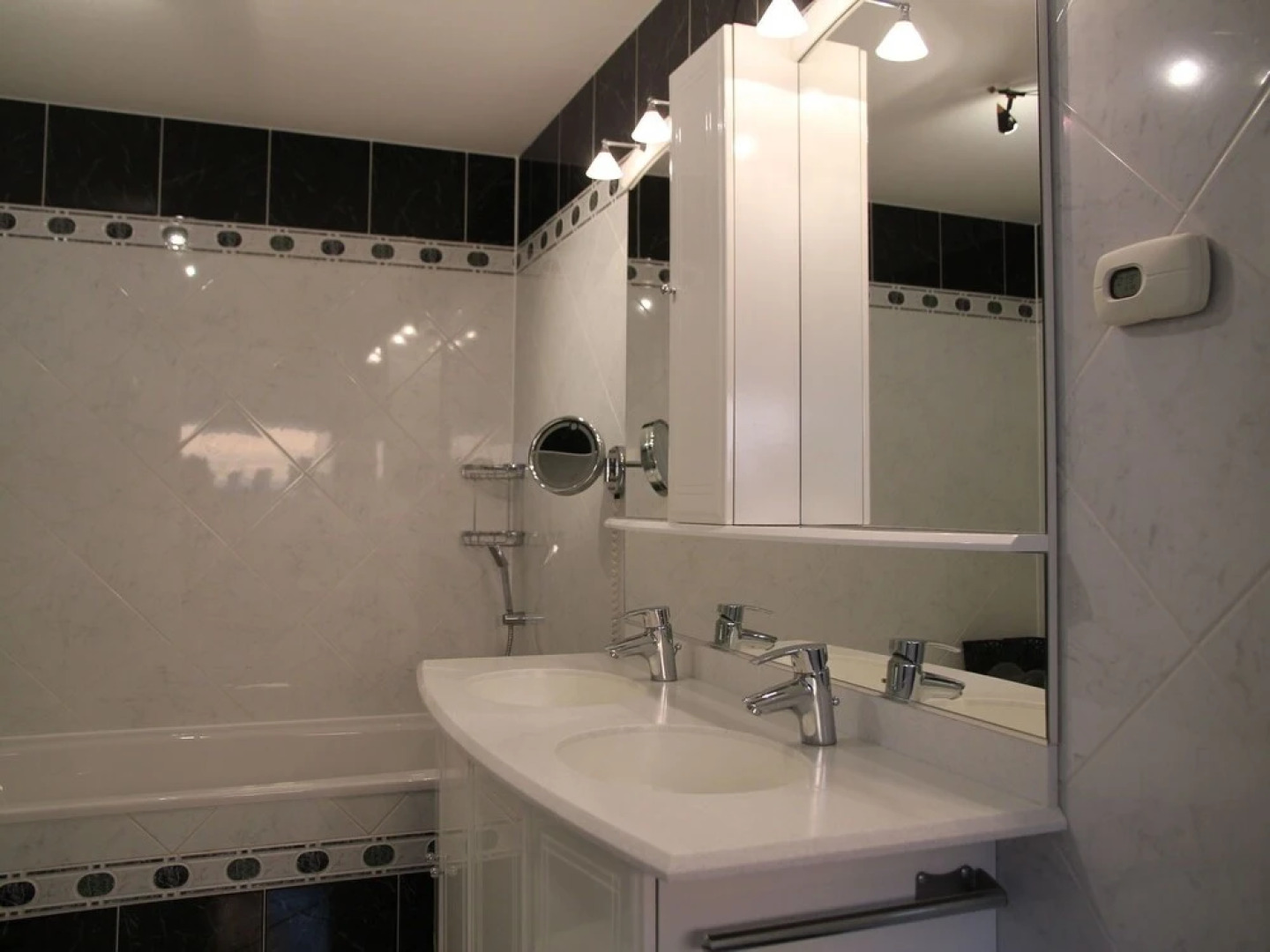 Sunny Holiday Home in Alkmaar on the Water