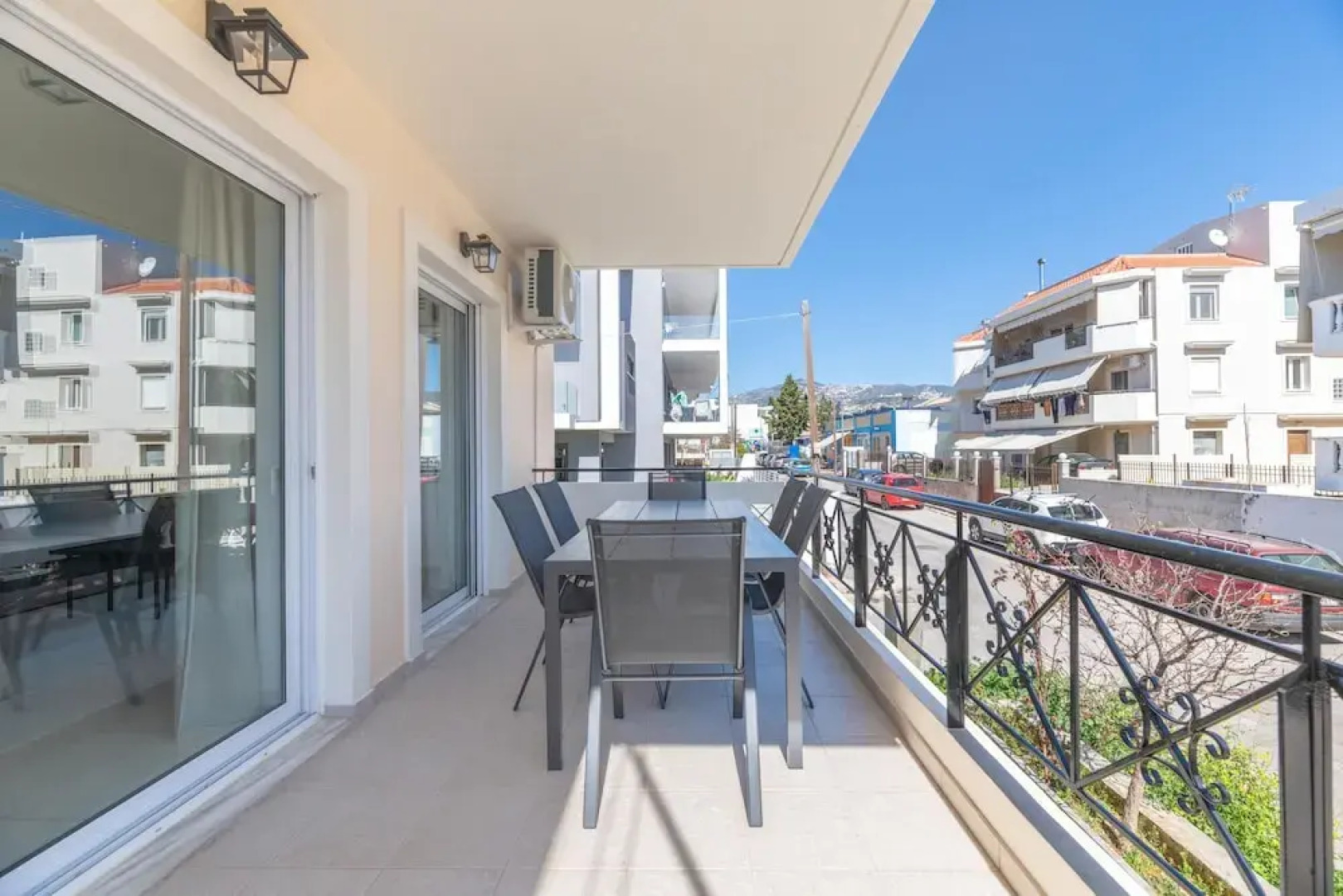 Superior 3BR Apartment in Chalandri
