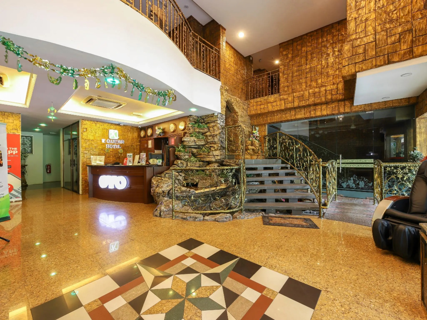 OYO 90134 K Garden Hotel