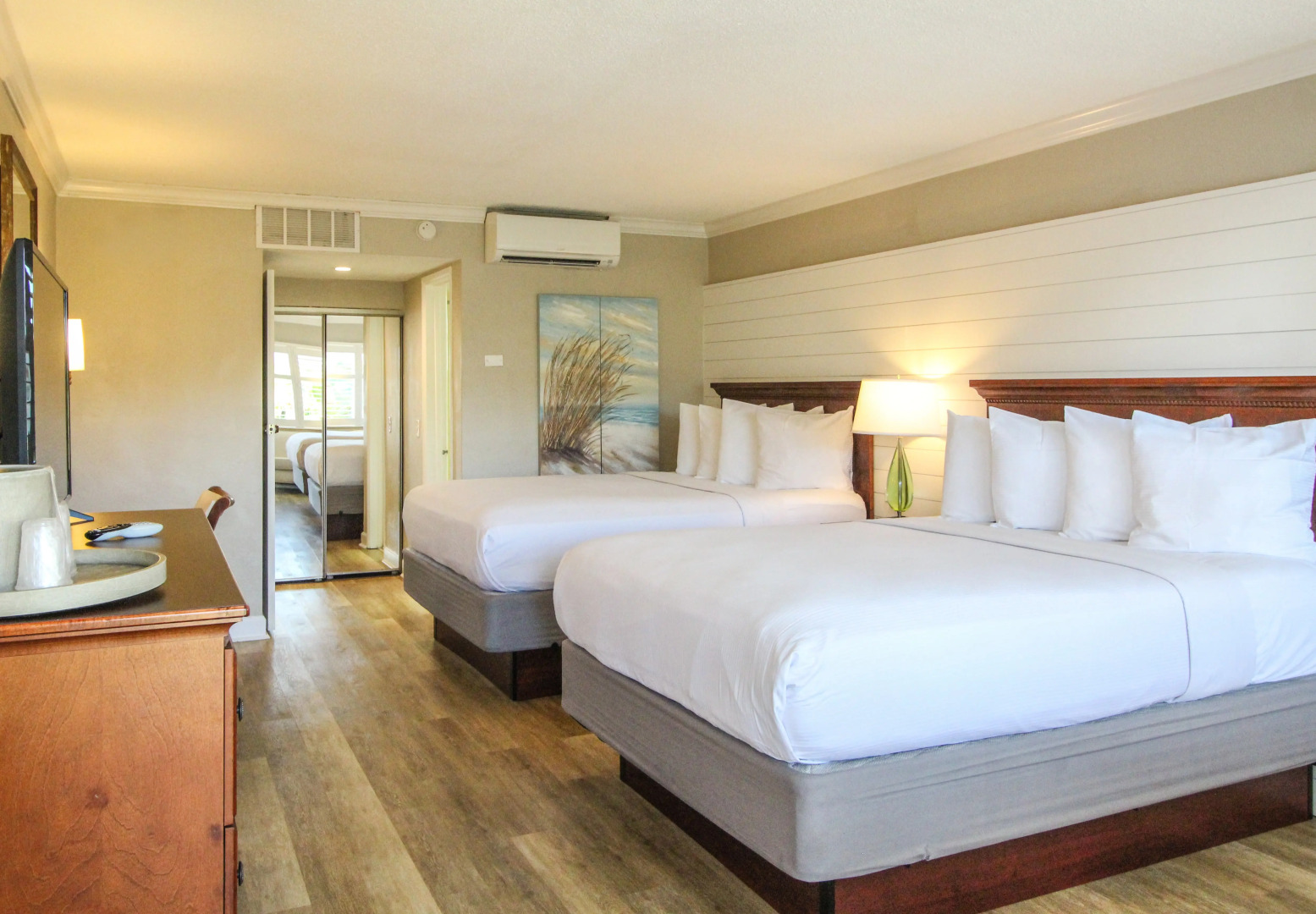 Thunderbird Beach Resort