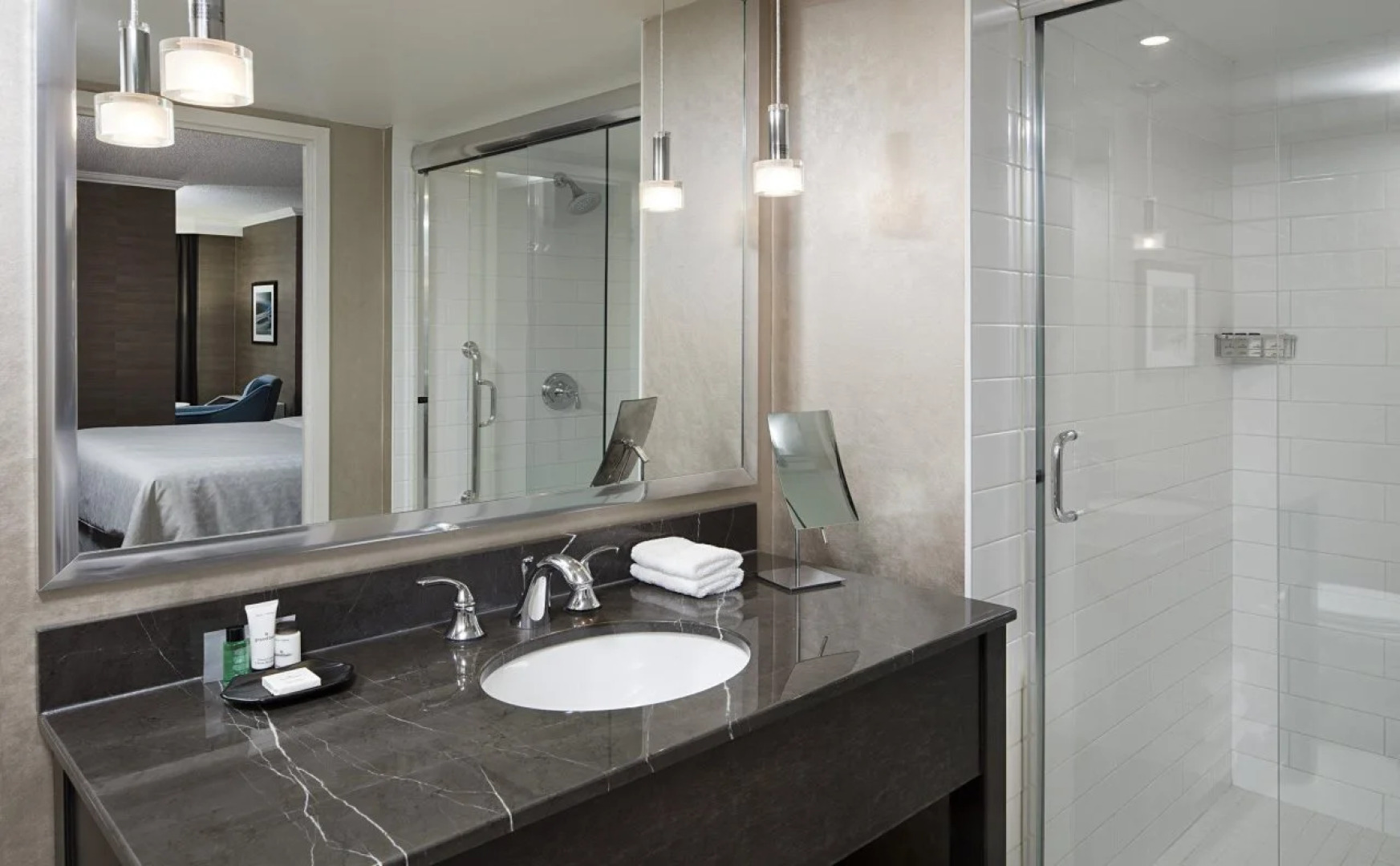 Sheraton Cavalier Calgary Hotel