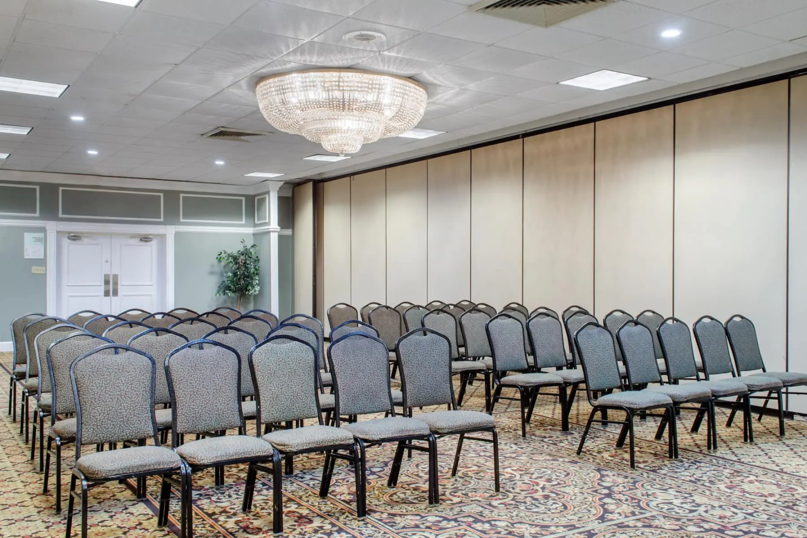 Ramada by Wyndham Shreveport Airport