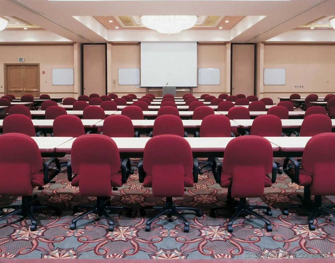 Embassy Suites by Hilton Chicago O'Hare Rosemont