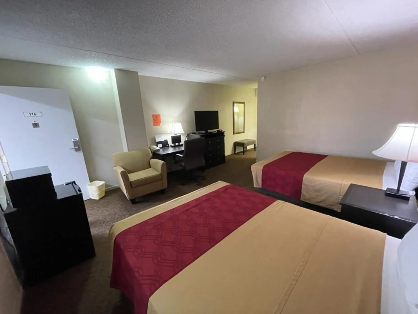 Knights Inn & Suites Emporia