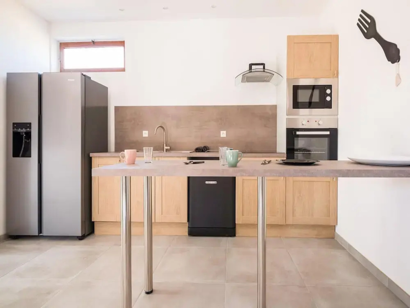 Stylish Beachside Retreat