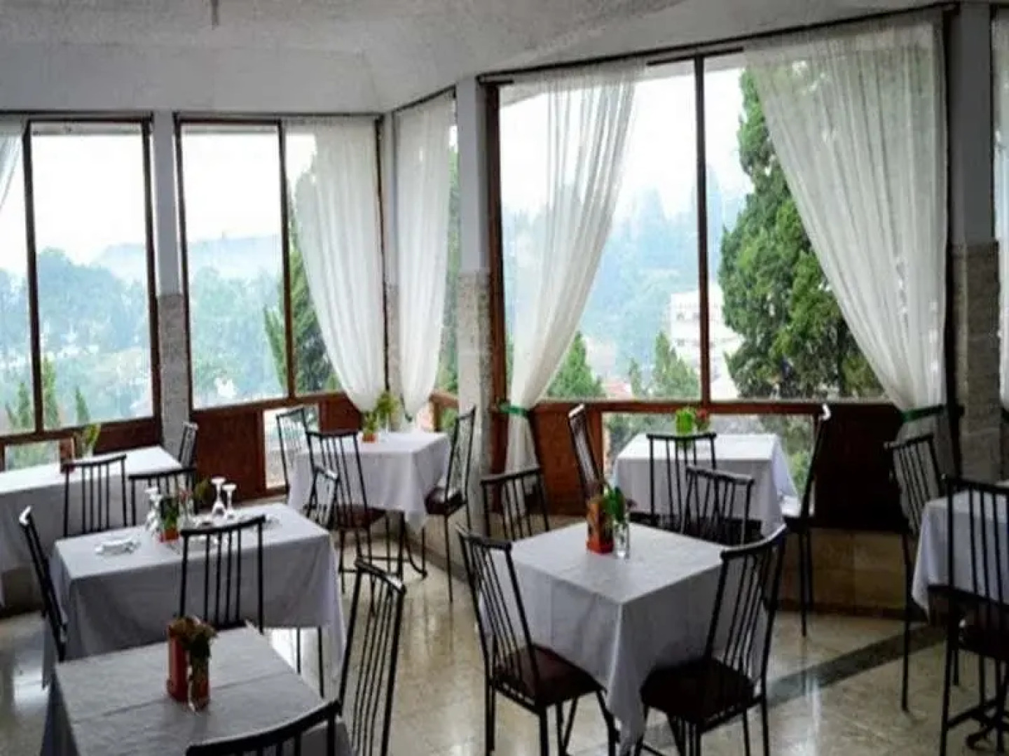 Nur Alam Hotel Lembang