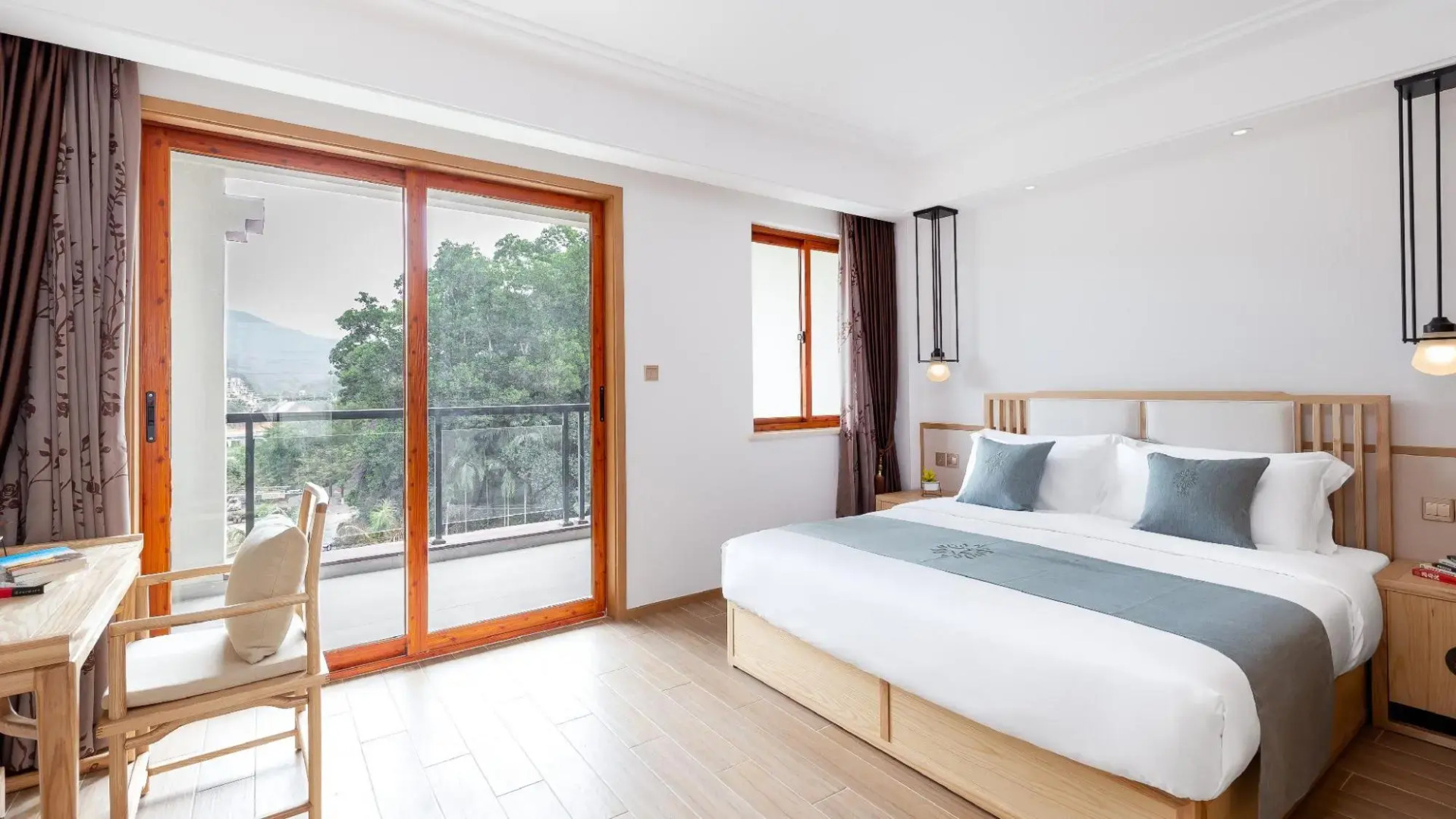 Floral Hotel · Harmony Pavilion Hotel