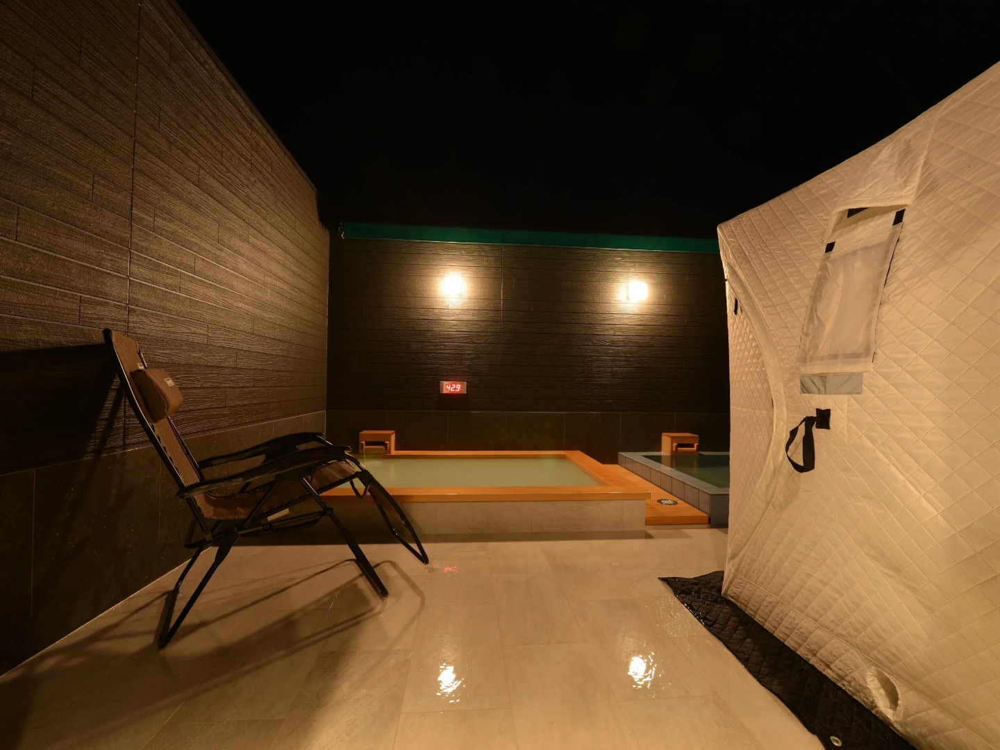 Panoramic Mt. Fuji Views from All Rooms – VISION GLAMPING Resort & Spa YAMANAKAKO