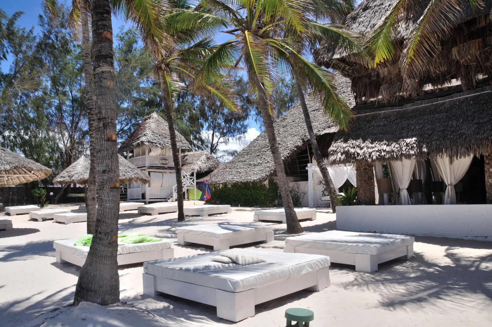 Barracuda Inn Resort