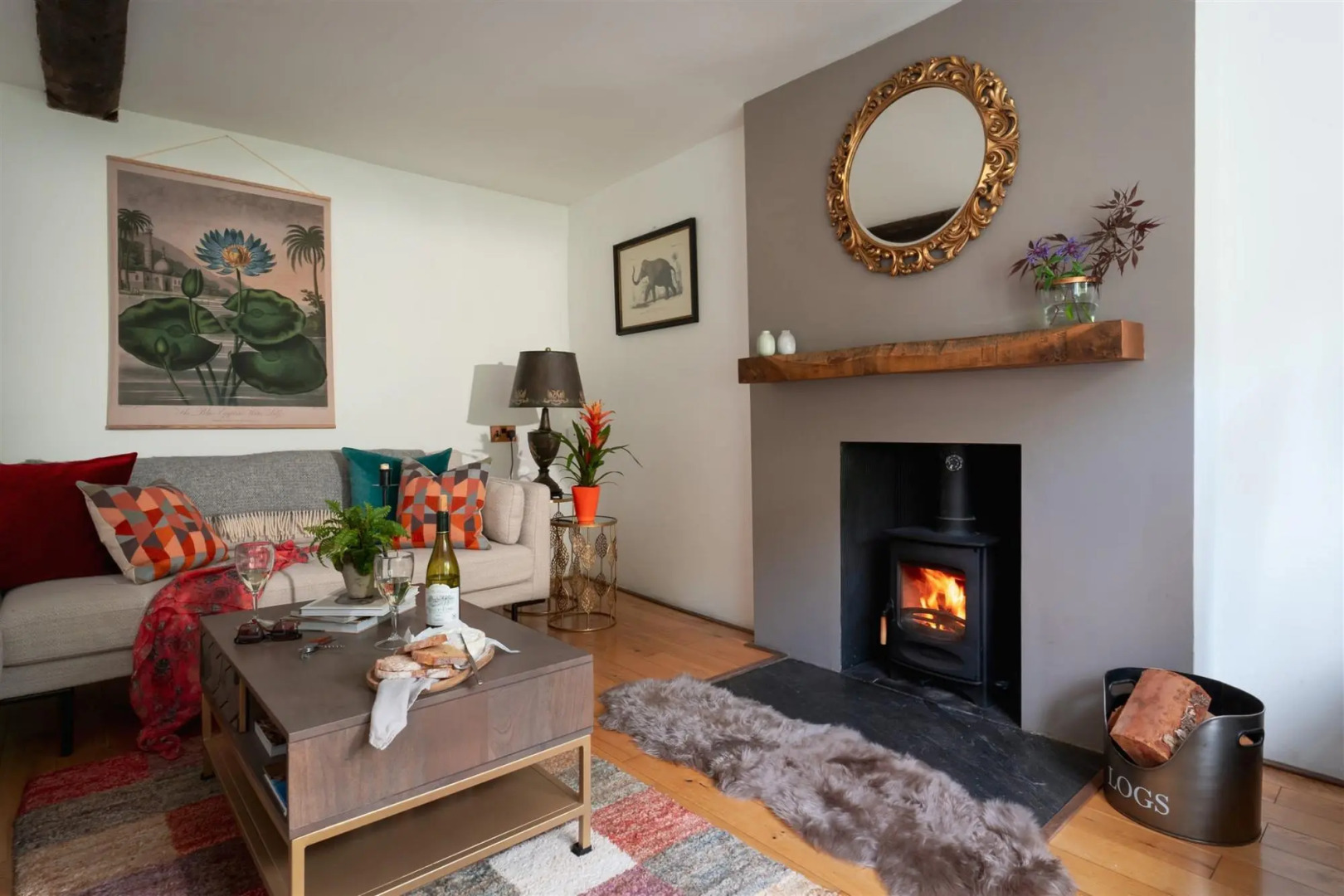 Haldon View - Characterful Cottage Boasts Stunning Countryside Views and hot tub