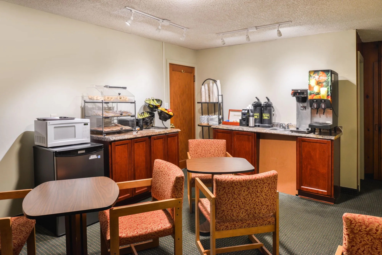 Courtesy Inn Eugene Downtown