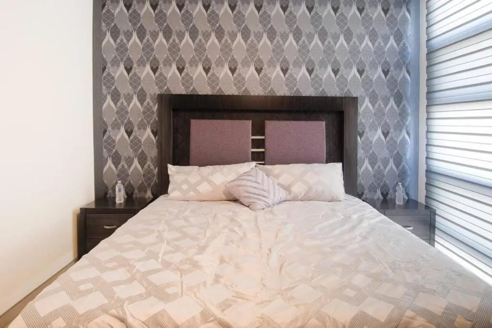 New House / VIP / 1 Block to the Beach