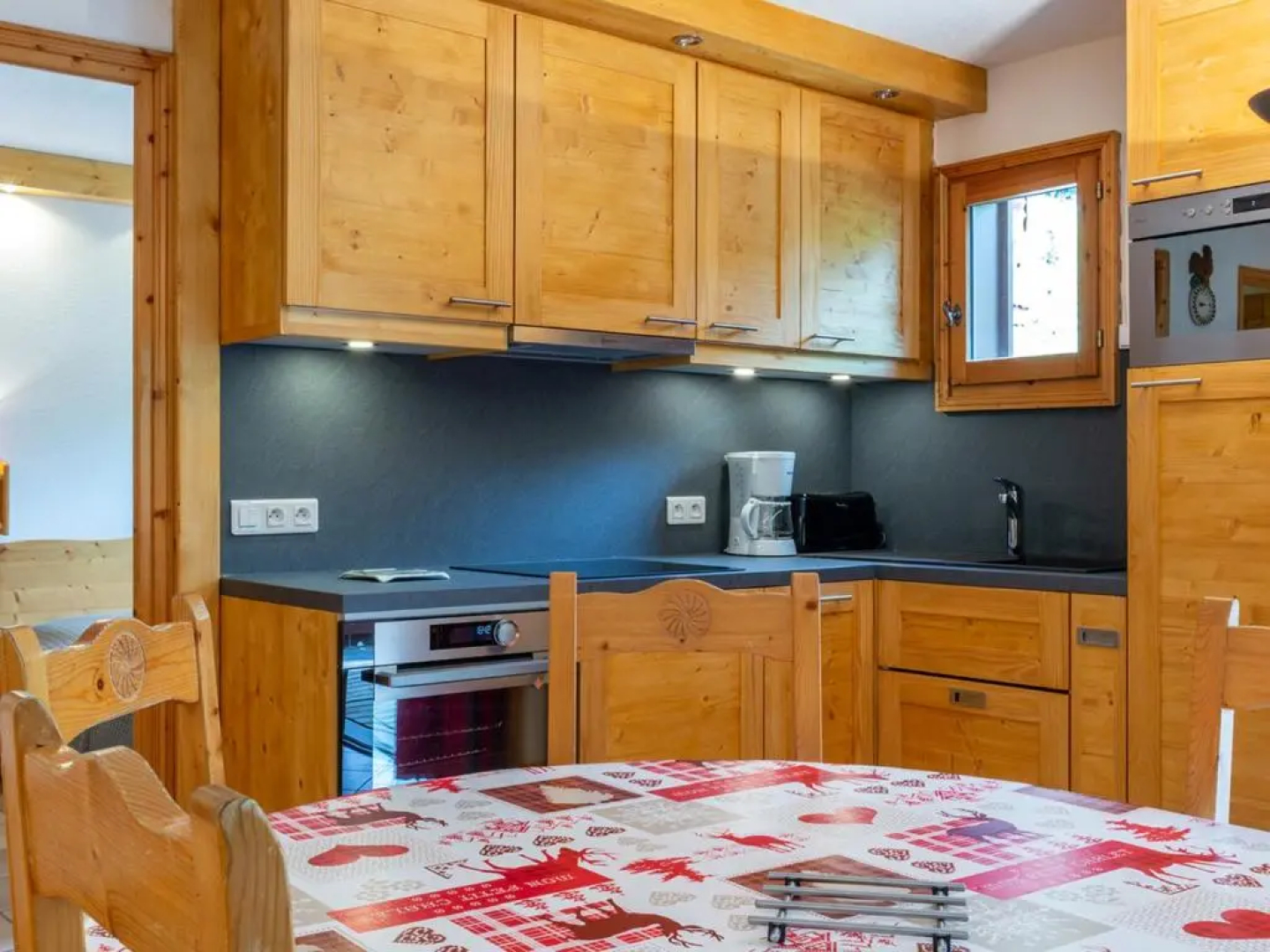 Appartement Méribel, 4 pièces, 8 personnes - FR-1-355-200