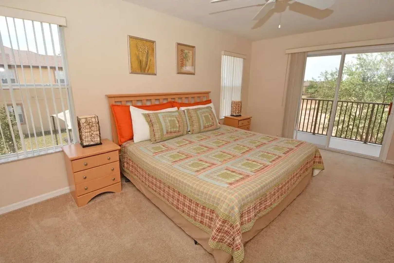Orlando Sweet Vacation Home 4 Br villa by RedAwning