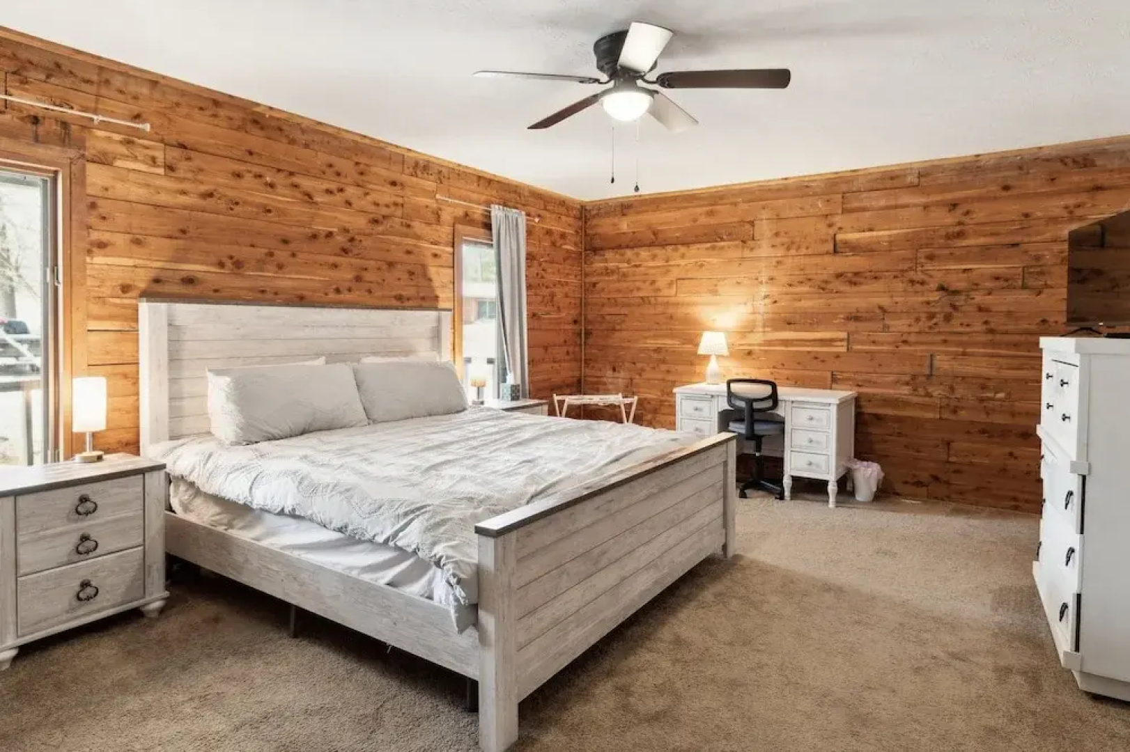 Lakelife At Somerset 4 Bedroom Home