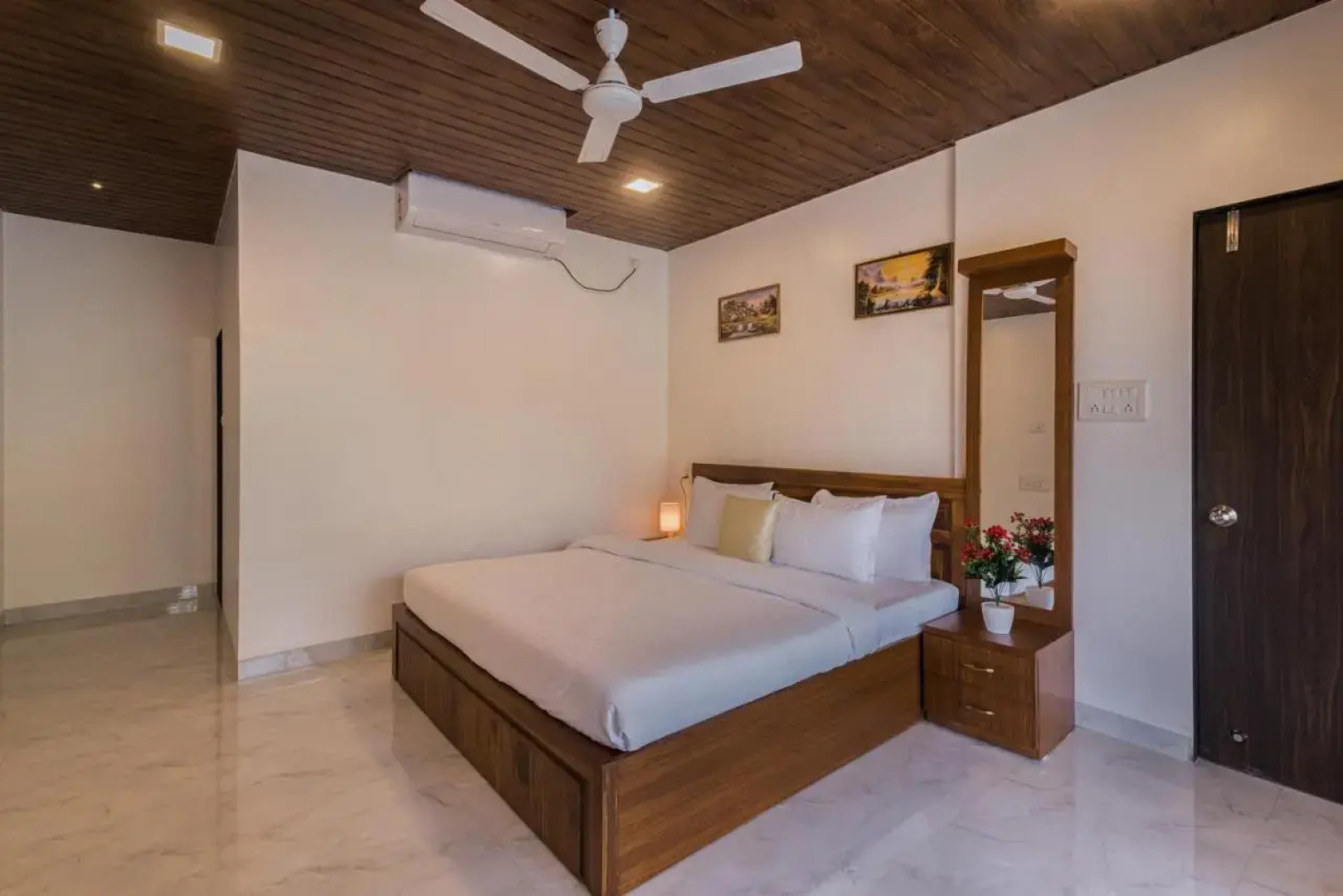 SaffronStays Casa Belleza, Kihim