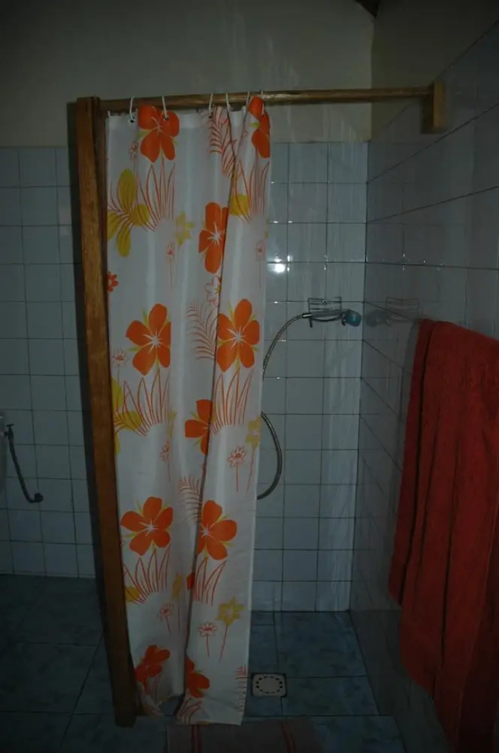 Le Calao du Lac Rose