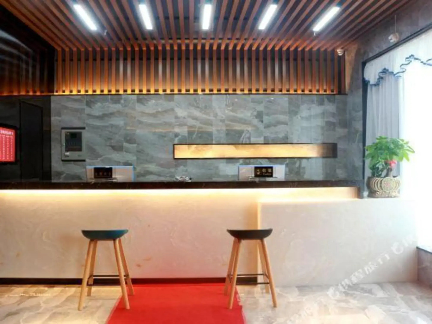 Dongfang Ruiji Zunxuan Hotel