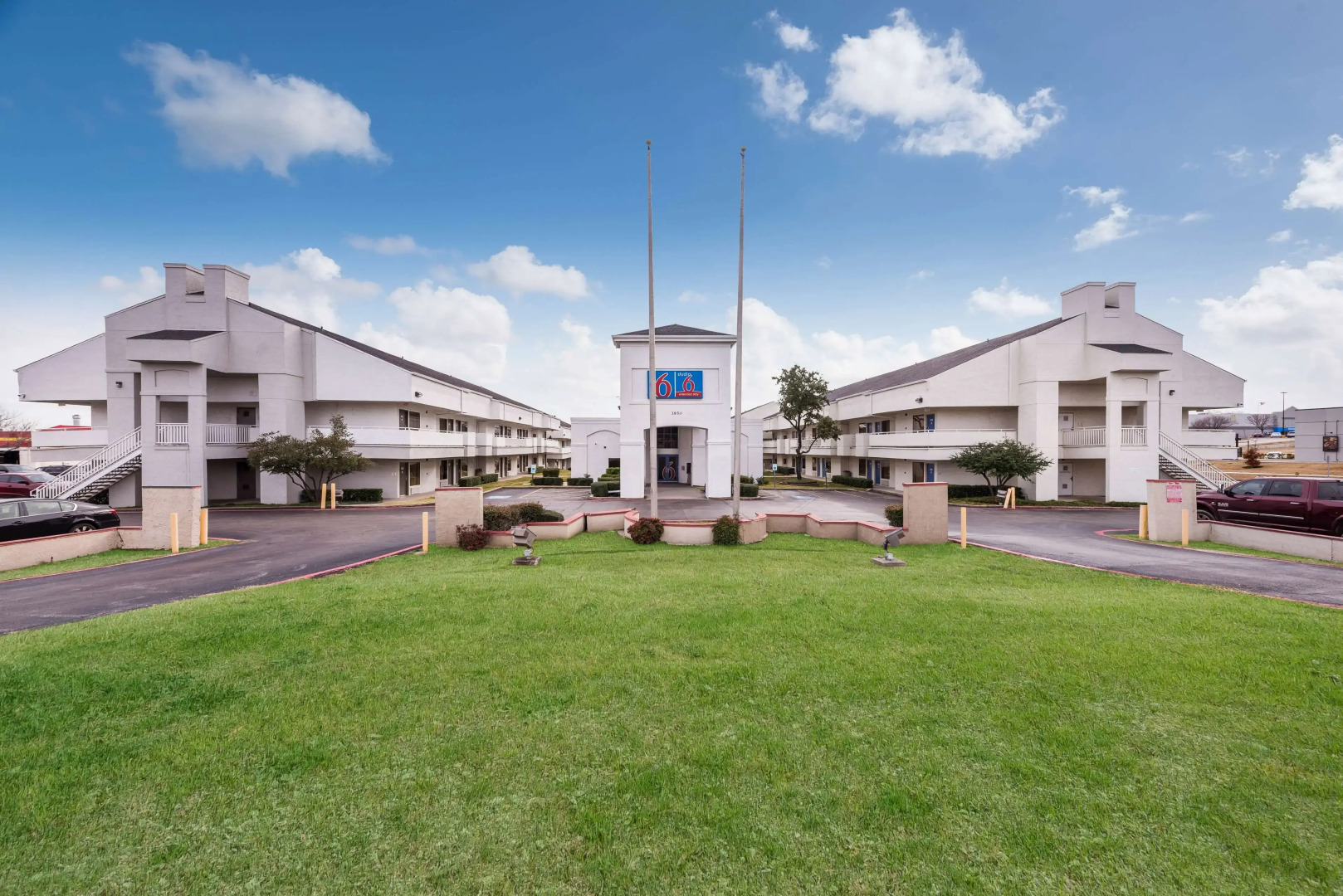 Motel 6 Dallas - Irving DFW Airport East