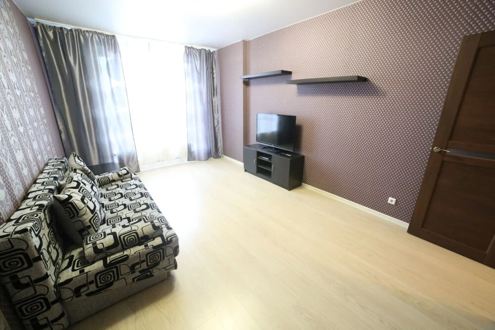 ул. Комсомольская, 15-44