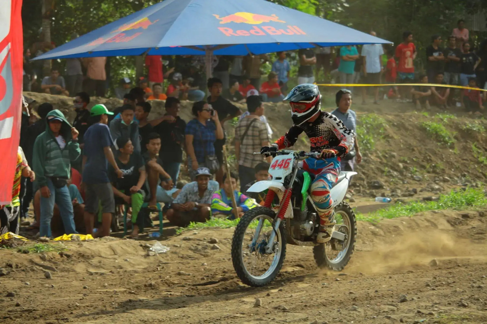 Dikaloha Medewi Surfcamp