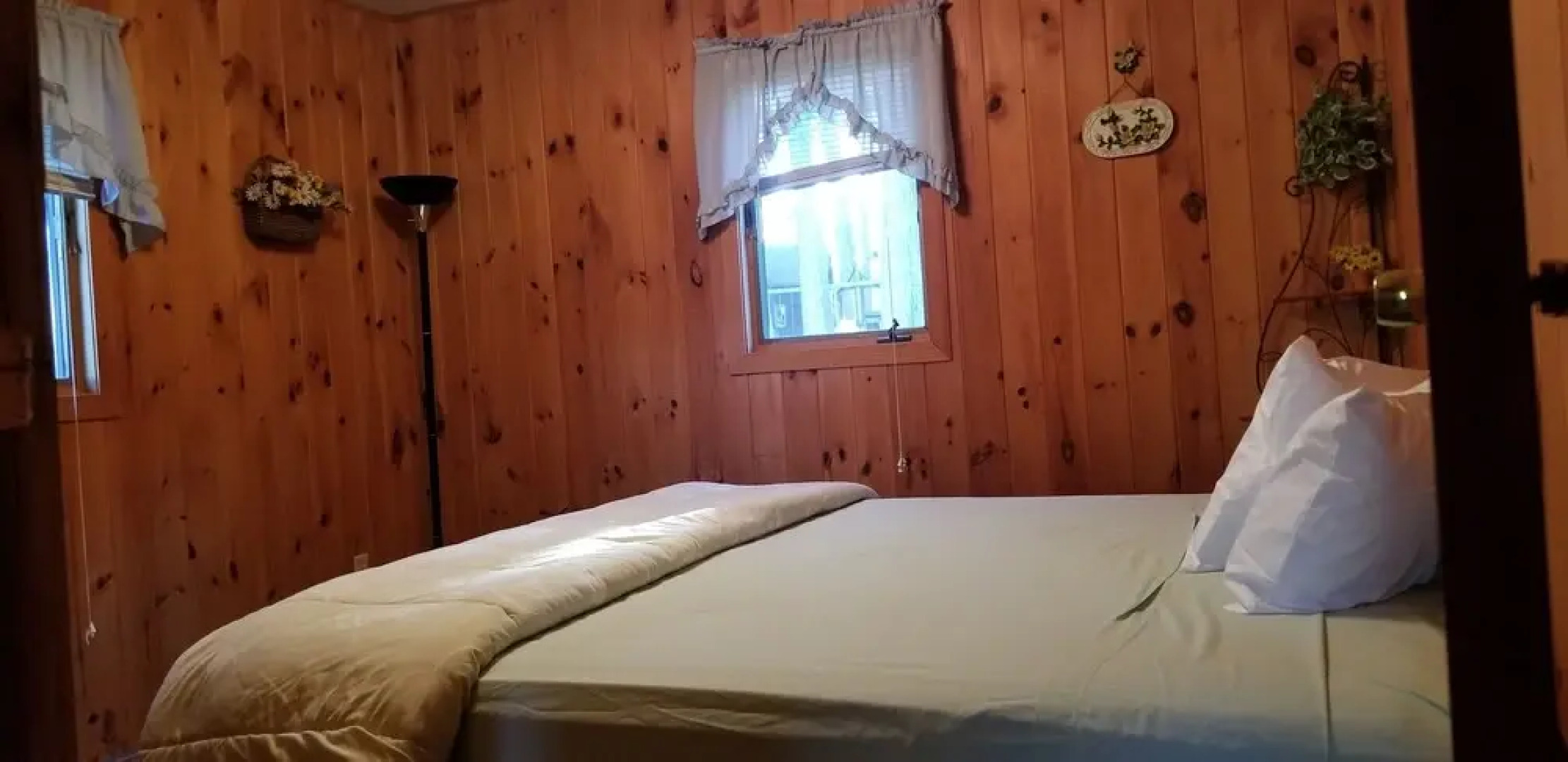 Evergreen Bay Resort