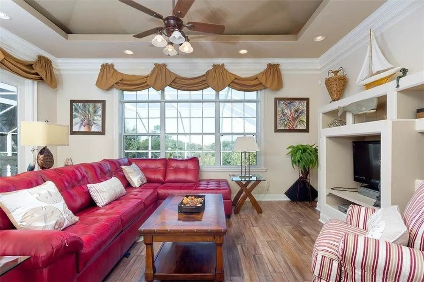 Blue Heron 4 Br home by RedAwning