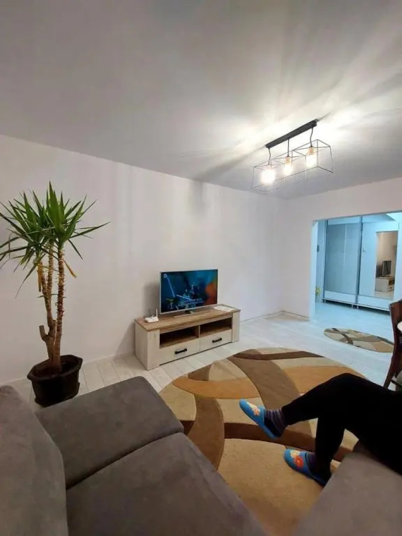 Lovely and extra spacious 1 bedroom, 1 bath.