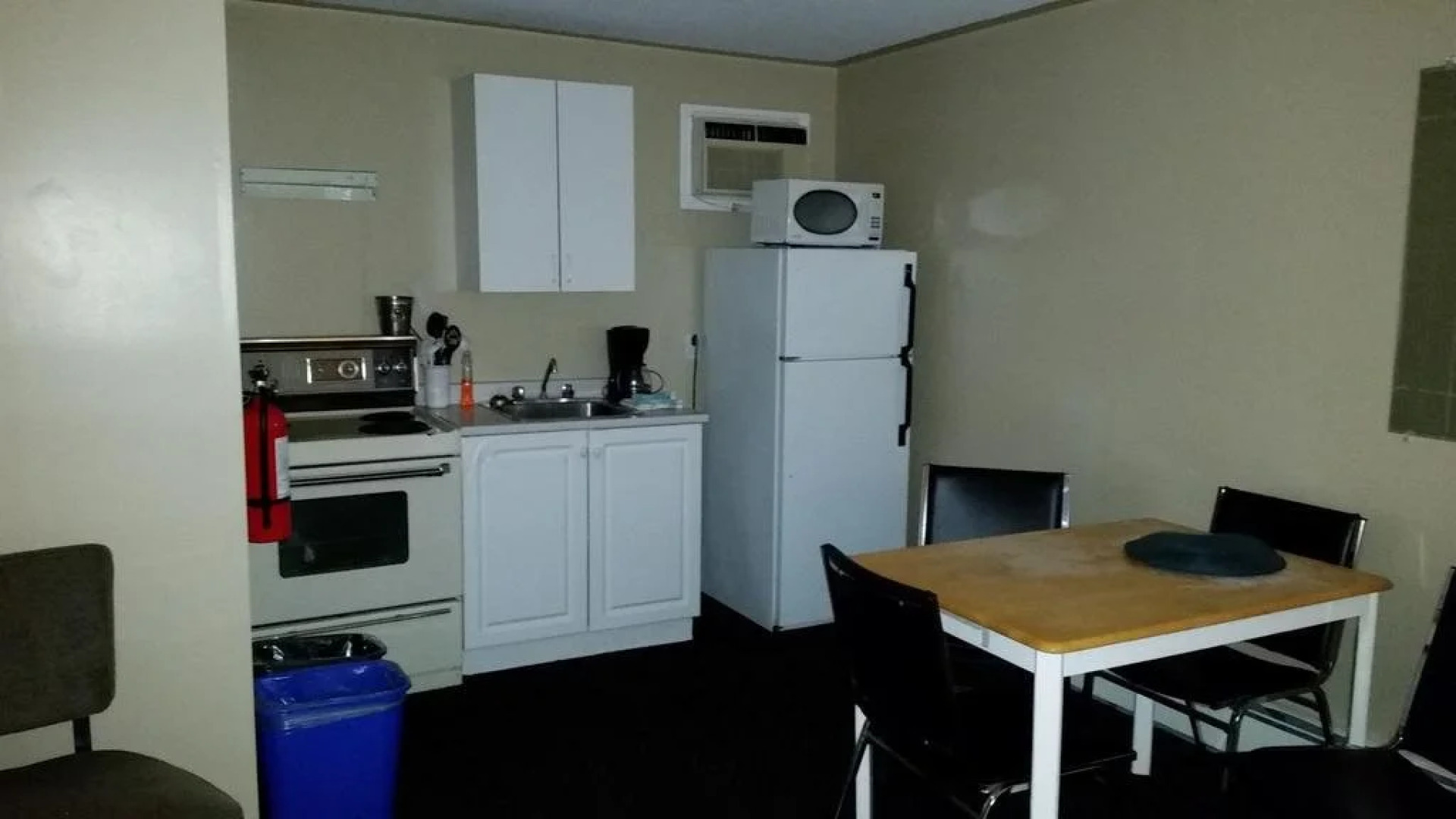 Middleton Motel & Suites