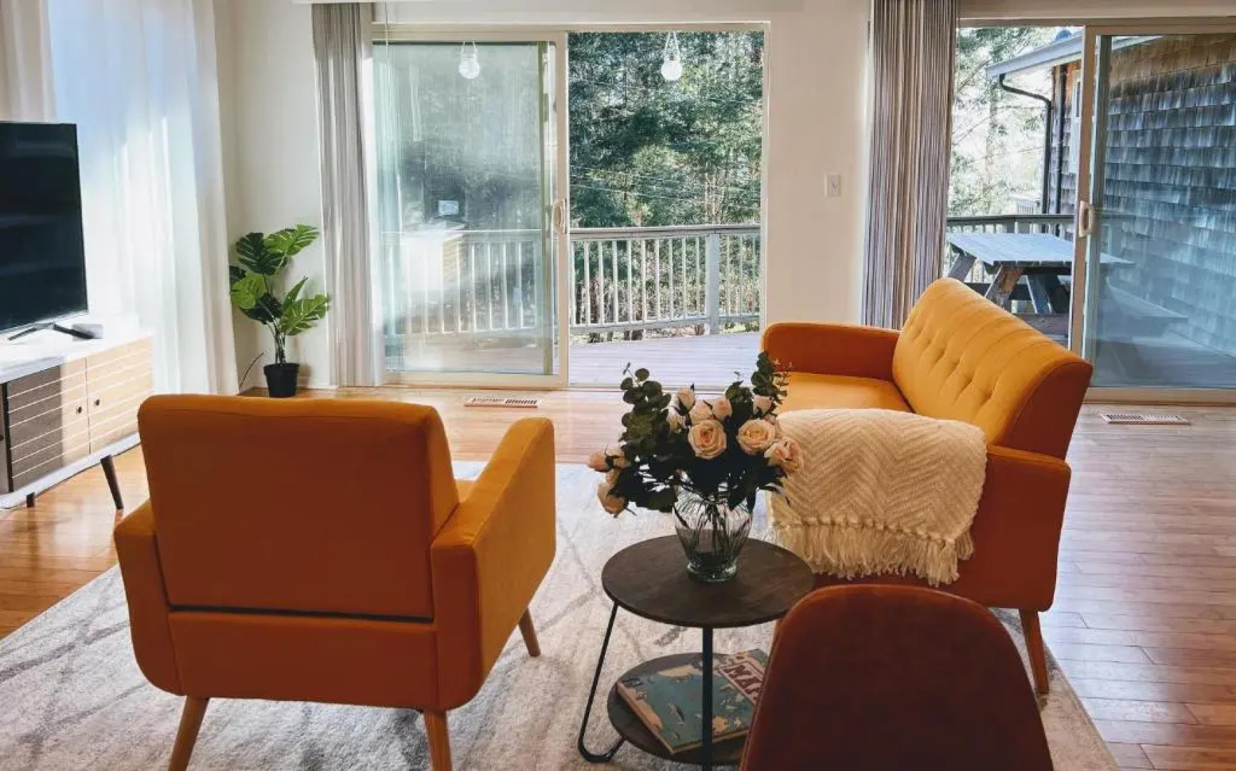 Contemporary House with Ocean View Decks