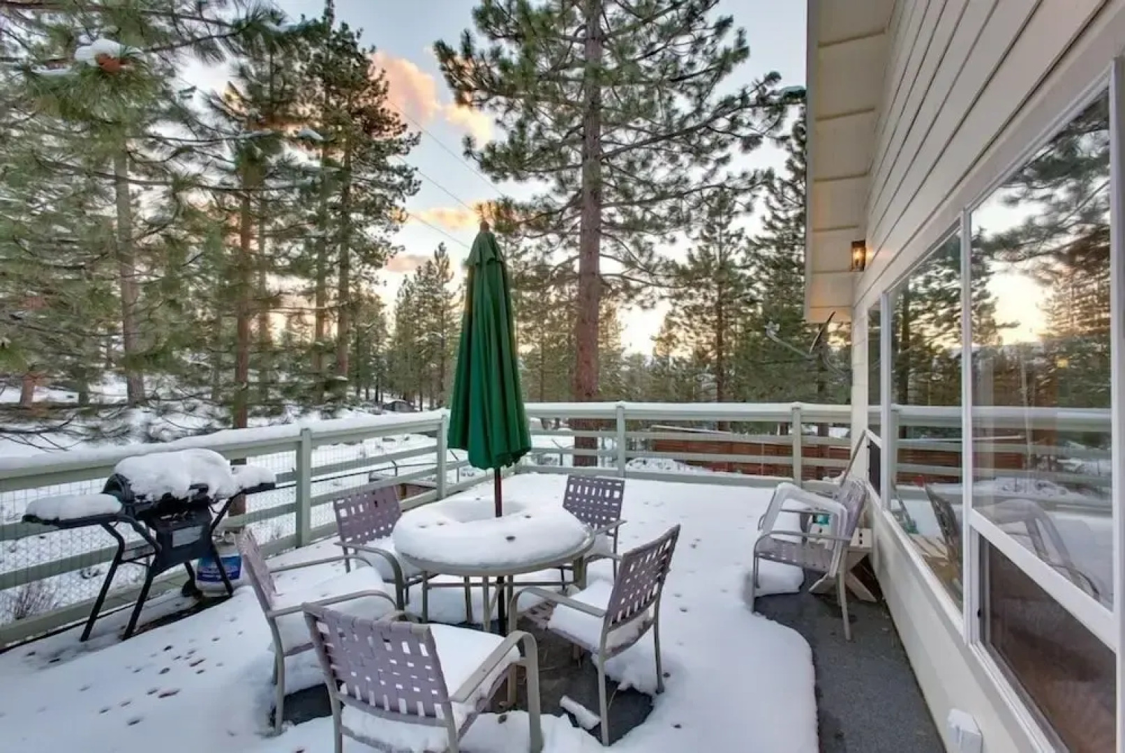 Sequoia Chalet 5 Bedroom Home