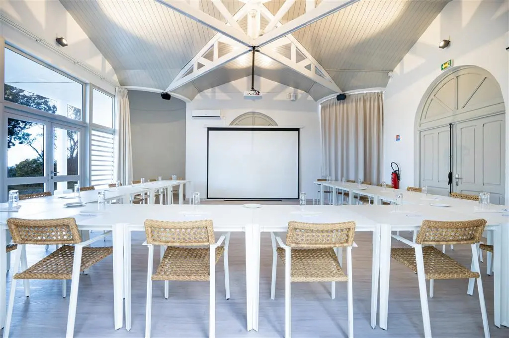 DoubleTree by Hilton Noumea Ilot Maitre Resort