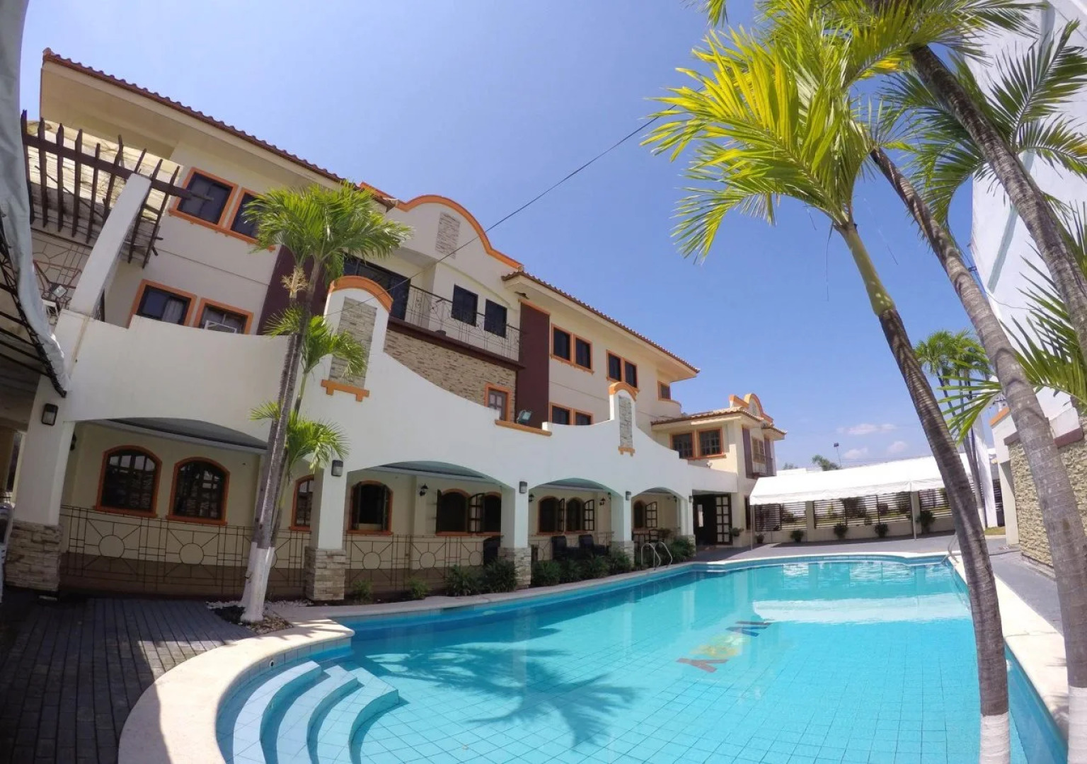 Ivory Hotel and Suites