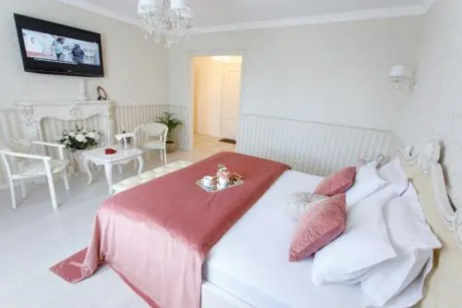 Royal Suite Apartment with Jacuzzi