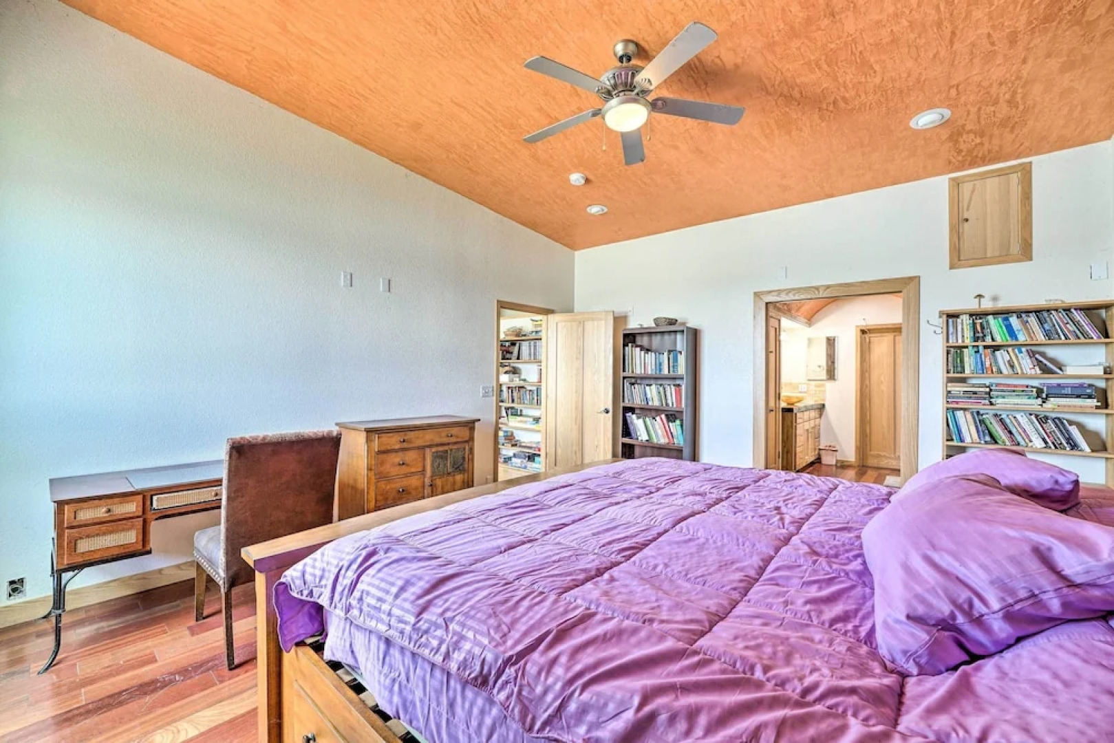 Lakefront Country Home w/ Waterslide & Trampoline!