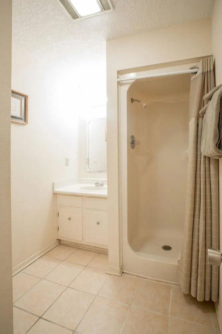 Crown Resorts at Hickory Hills